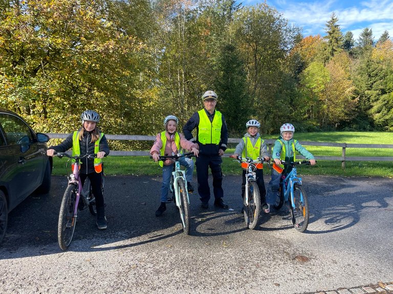 Fahrradpruefung_24_25_1.jpg 